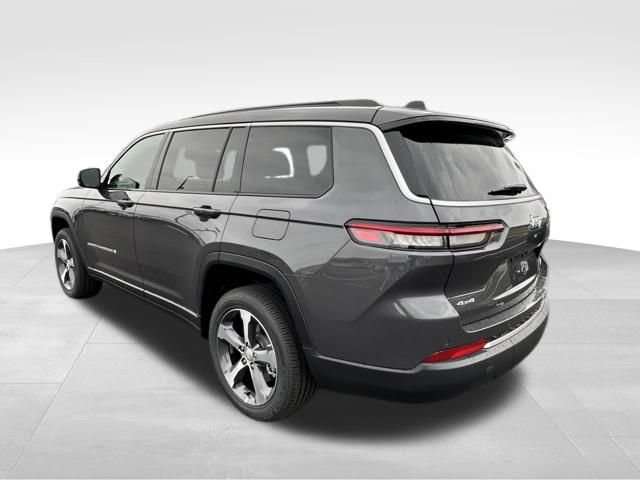 New 2026 Jeep Grand Cherokee L Limited AWD/4WD image 4