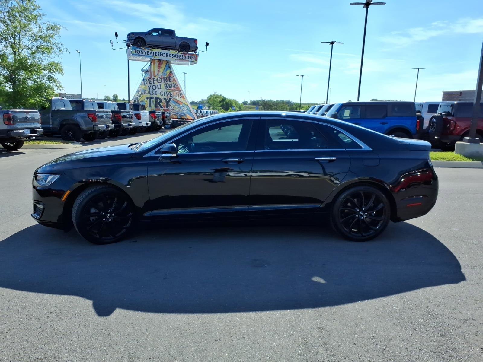 Used 2020 Lincoln MKZ Reserve w/ Monochromatic Package FWD image 6