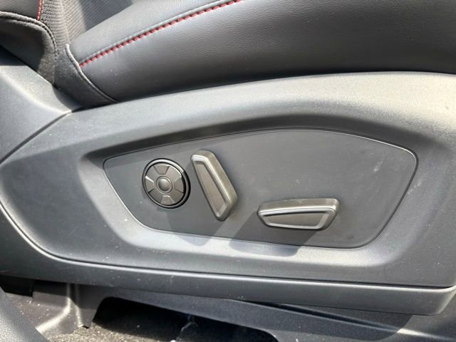 Used 2025 Ford Explorer ST image 31