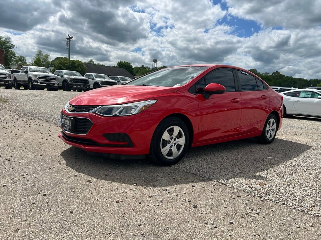 Used 2017 Chevrolet Cruze LS FWD image 4