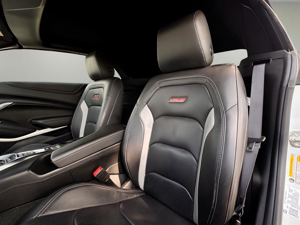 Used 2023 Chevrolet Camaro SS RWD image 20