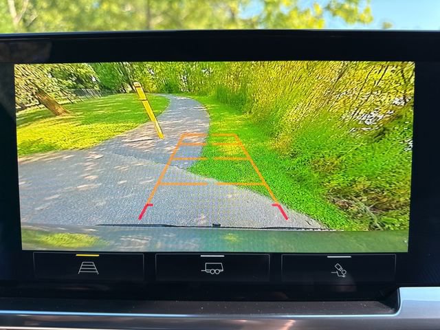 Used 2024 Chevrolet Silverado 1500 LT Trail Boss w/ Convenience Package II image 26