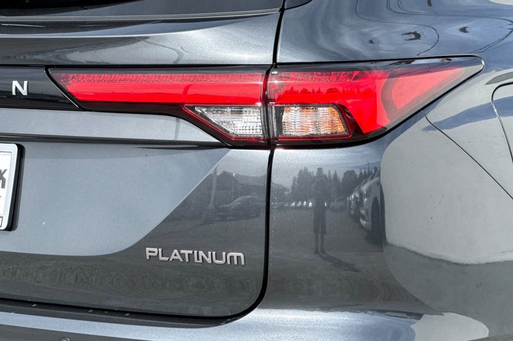 New 2026 Nissan Rogue Platinum image 6