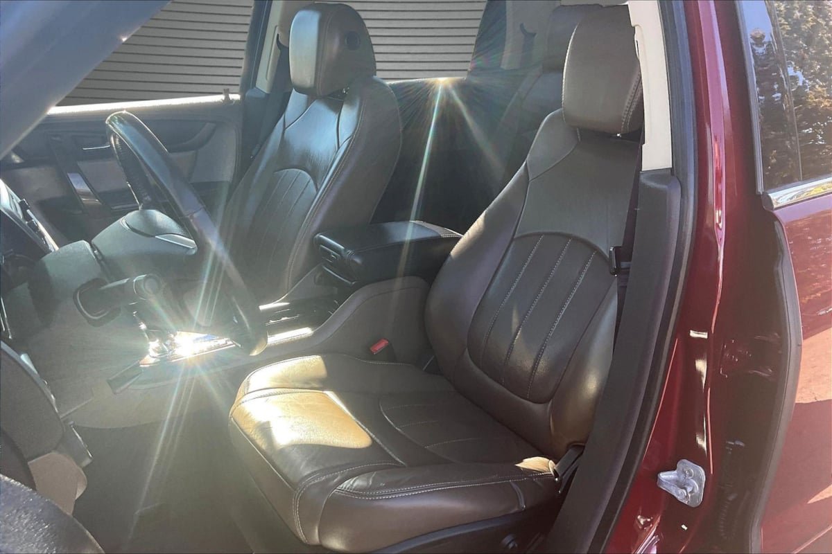 Used 2016 GMC Acadia SLT w/ Open Road Package AWD/4WD image 19