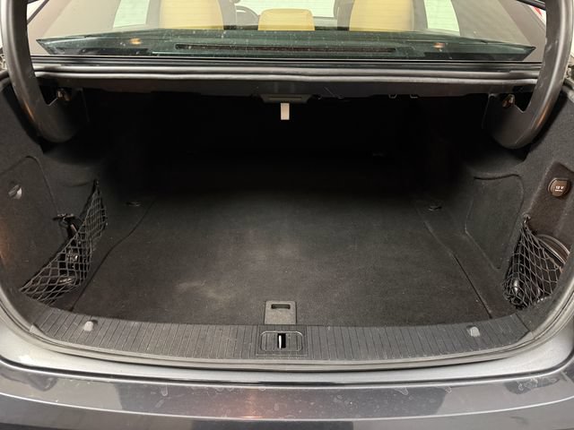 Used 2010 Mercedes-Benz E 350 4MATIC Sedan image 14