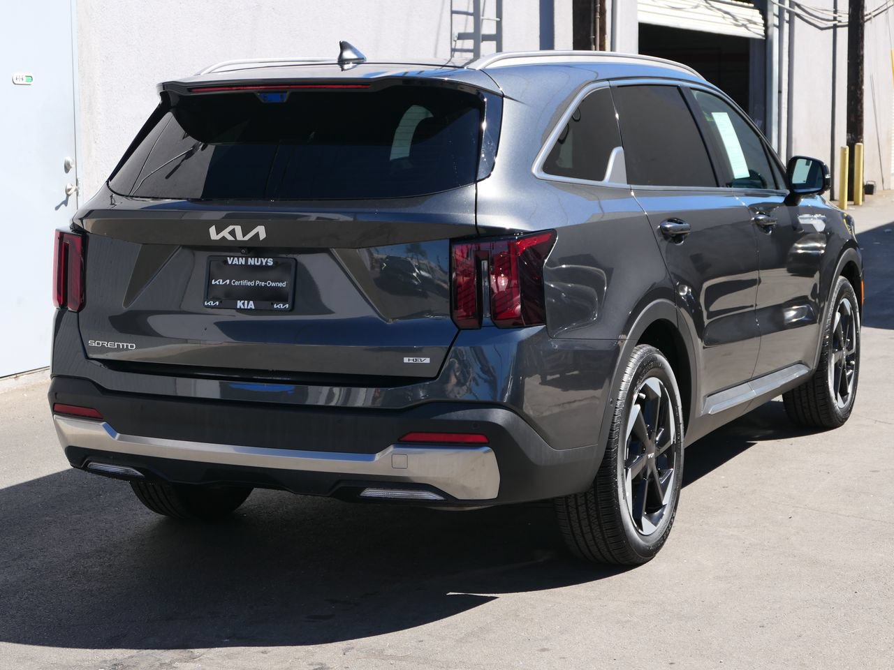 Used 2025 Kia Sorento SX Prestige AWD/4WD image 3