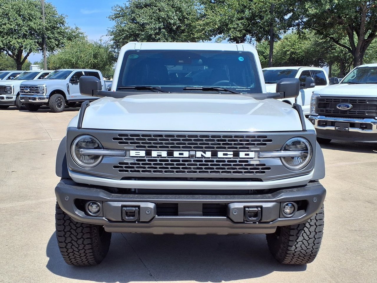 New 2026 Ford Bronco Badlands AWD/4WD image 2