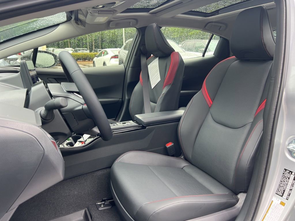 New 2026 Toyota Prius Plug-In Hybrid image 8