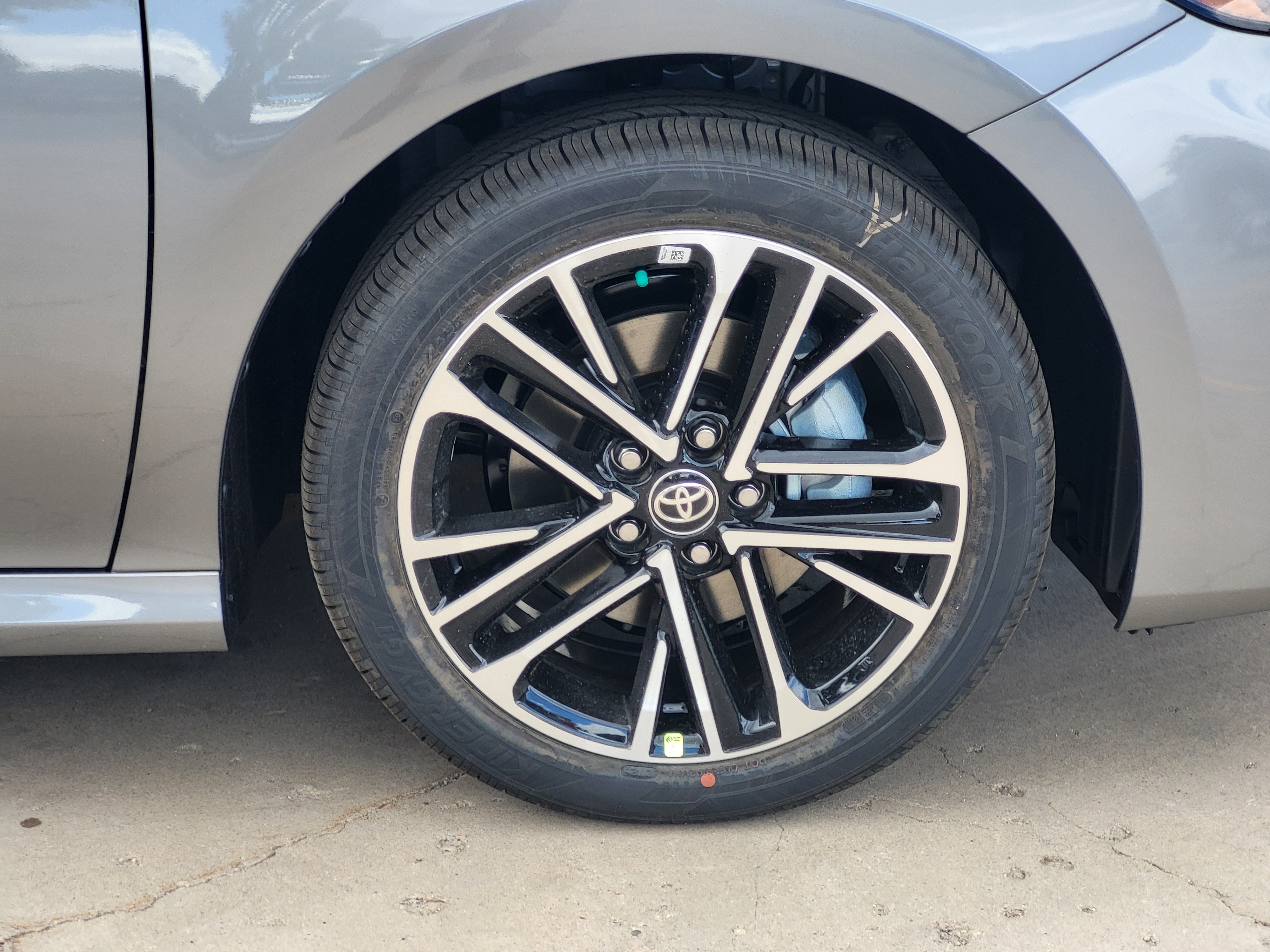 New 2026 Toyota Camry XLE AWD/4WD image 7