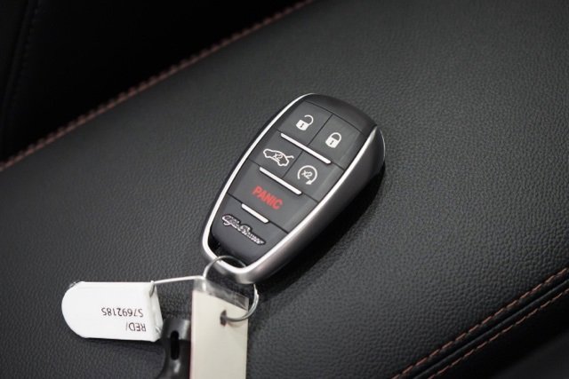 New 2025 Alfa Romeo Giulia Intensa AWD w/ Driving Assist Package image 35