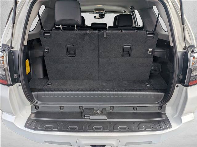 Used 2022 Toyota 4Runner SR5 Premium RWD image 6