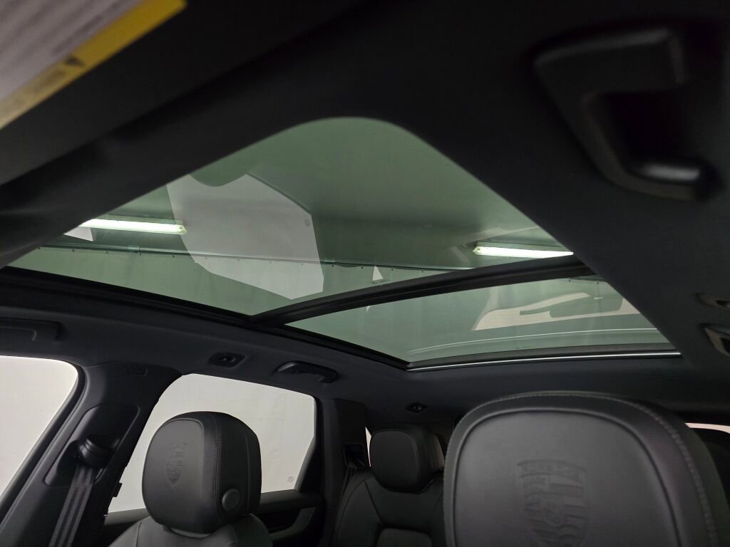 New 2026 Porsche Cayenne image 45