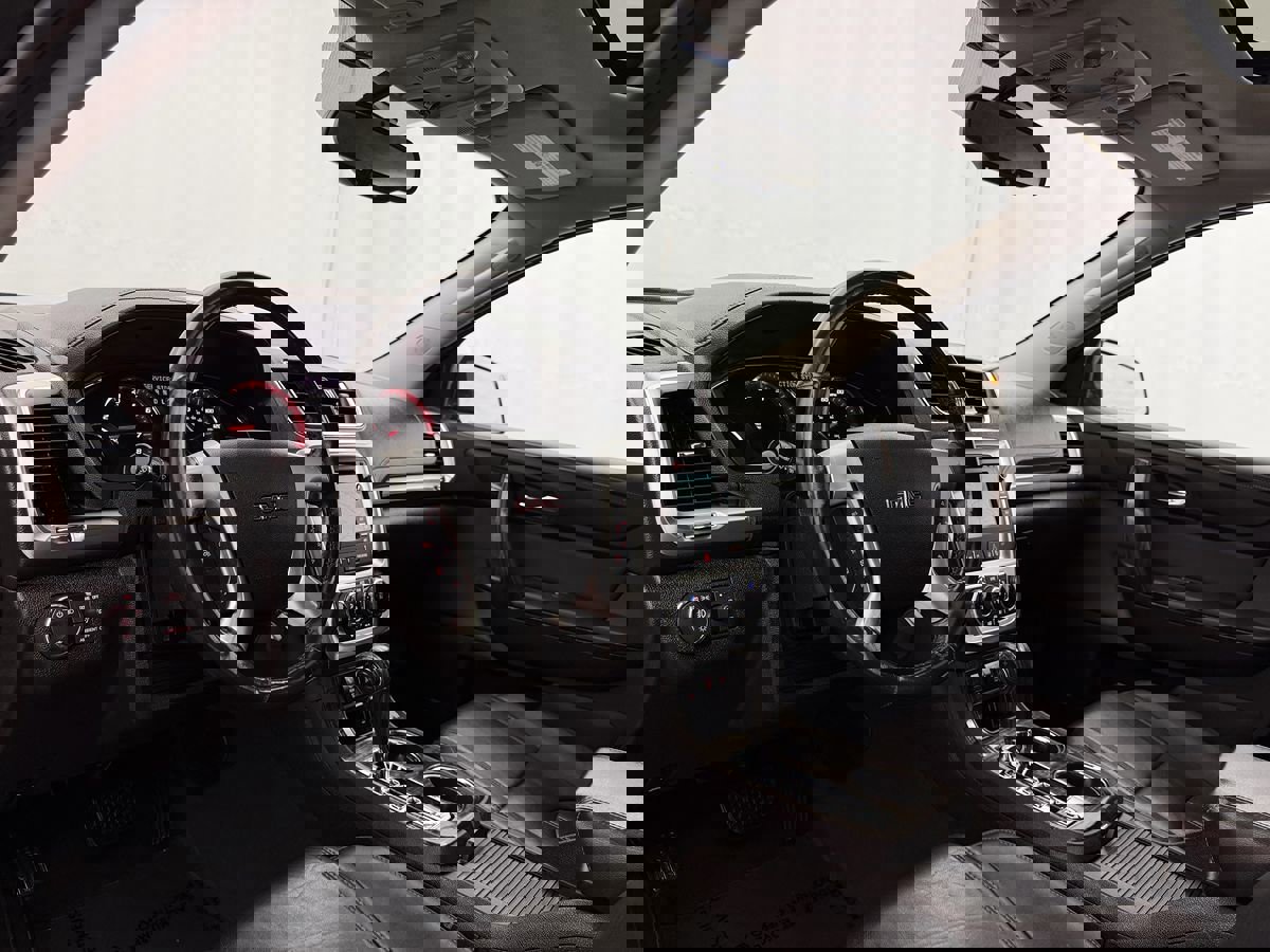 Used 2017 GMC Acadia Limited SLT image 7