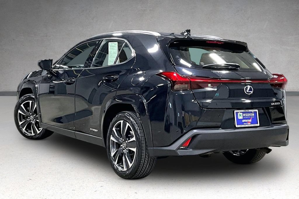 Used 2022 Lexus UX 250h w/ Premium Package AWD/4WD image 4