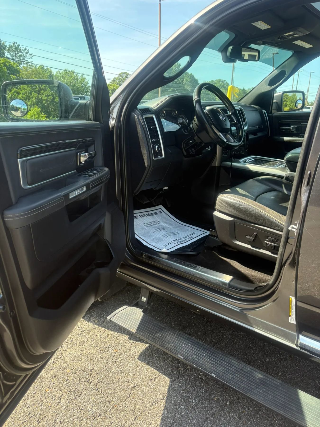 Used 2016 RAM 1500 Limited AWD/4WD image 32