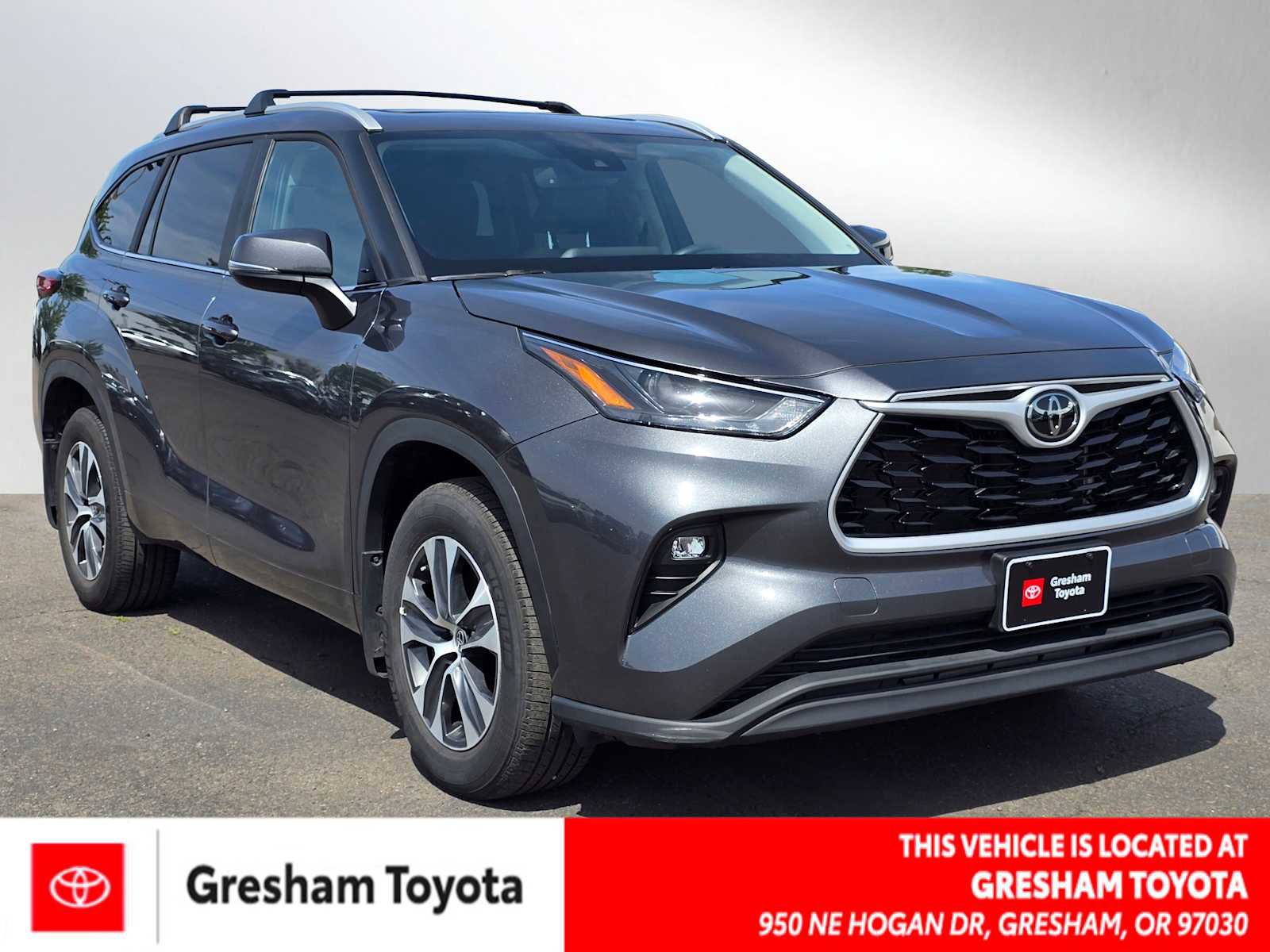 Used 2023 Toyota Highlander XLE