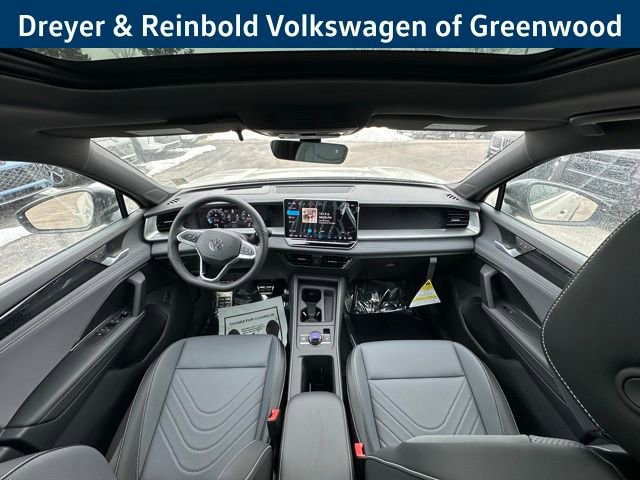 New 2026 Volkswagen Tiguan SE R-Line image 11