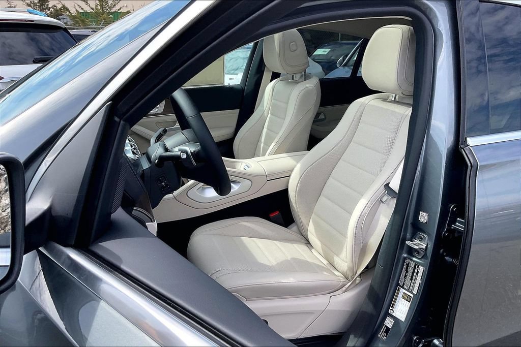 New 2026 Mercedes-Benz GLE 450 4MATIC Coupe image 9