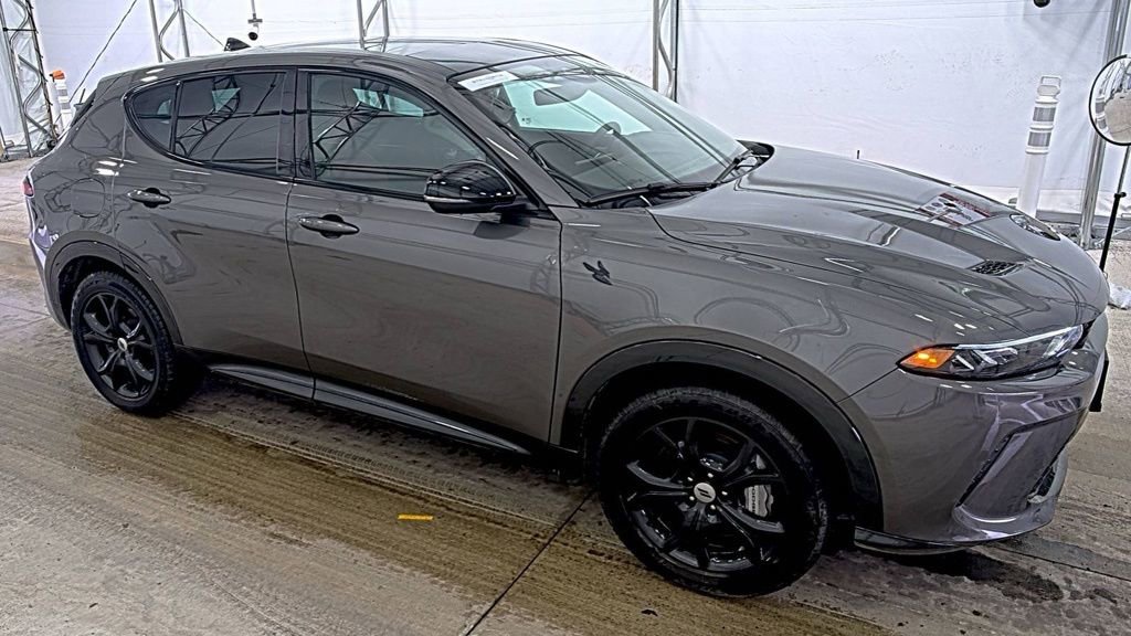 Used 2024 Dodge Hornet R/T Plus w/ R/T Blacktop Package image 5