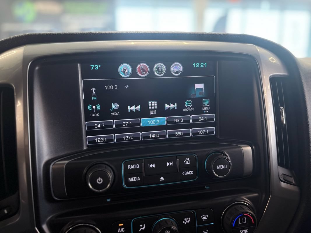 Used 2017 Chevrolet Silverado 1500 LT w/ Midnight Edition AWD/4WD image 29