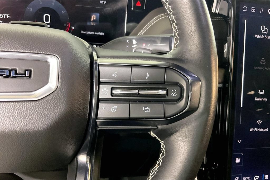 Used 2025 GMC Yukon Denali Ultimate AWD/4WD image 26