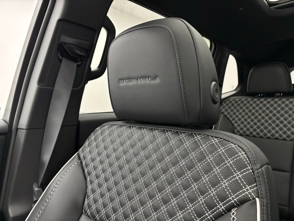 New 2026 GMC Acadia Denali w/ Super Cruise Package image 48