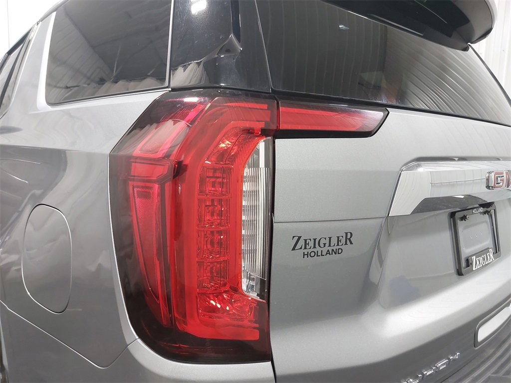 Used 2024 GMC Yukon SLT image 35
