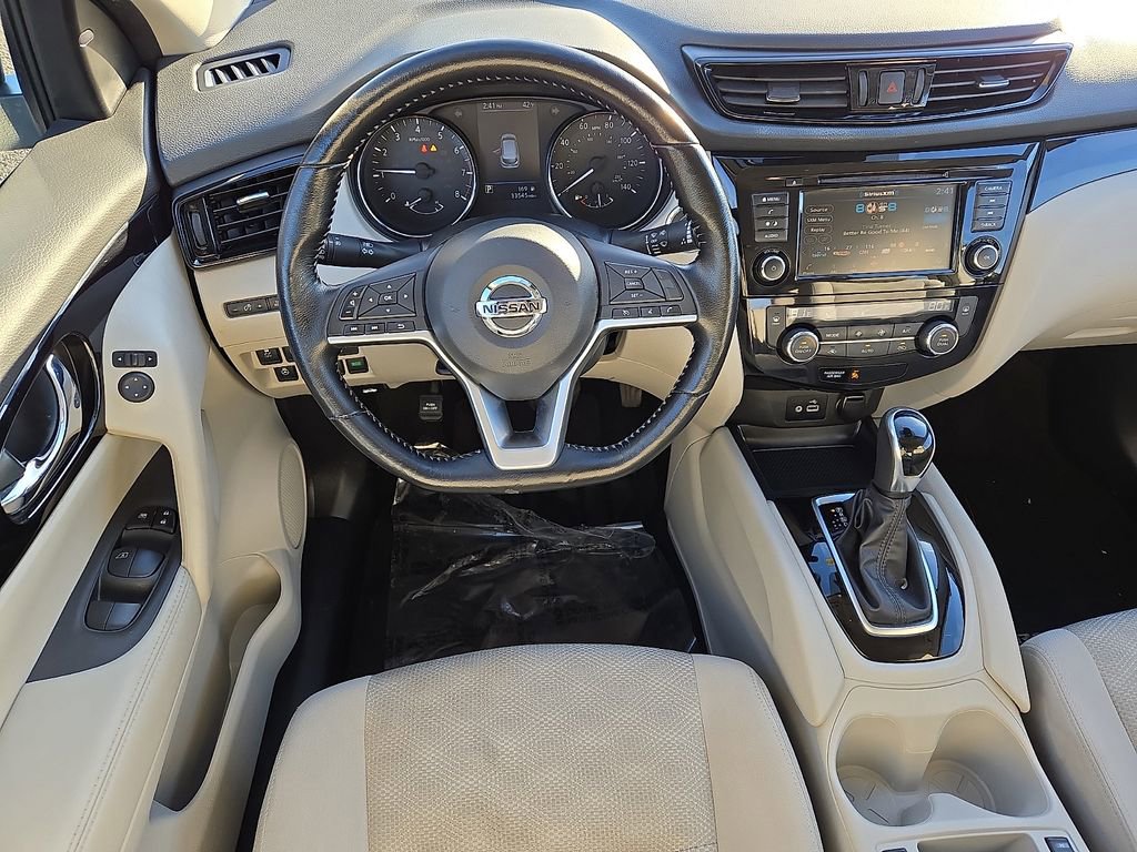 Certified 2022 Nissan Rogue Sport SV image 11