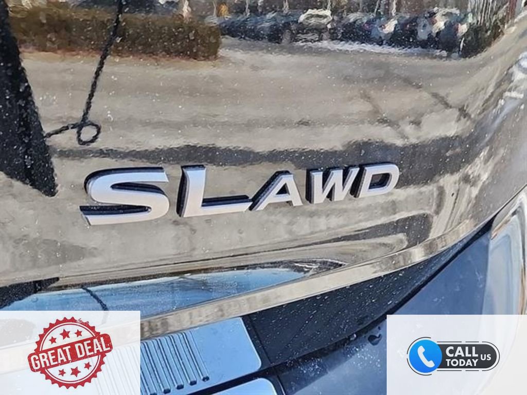 New 2025 Nissan Rogue SL w/ Tech Package image 3