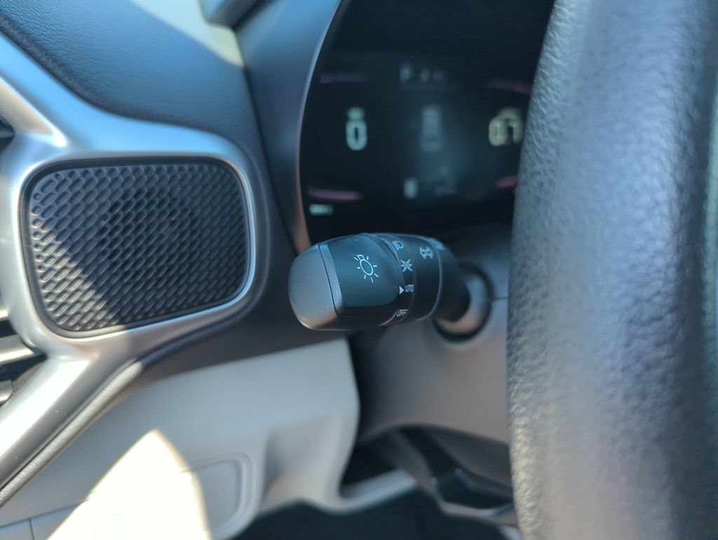 Used 2024 Kia Soul LX w/ Option Group 015 FWD image 21