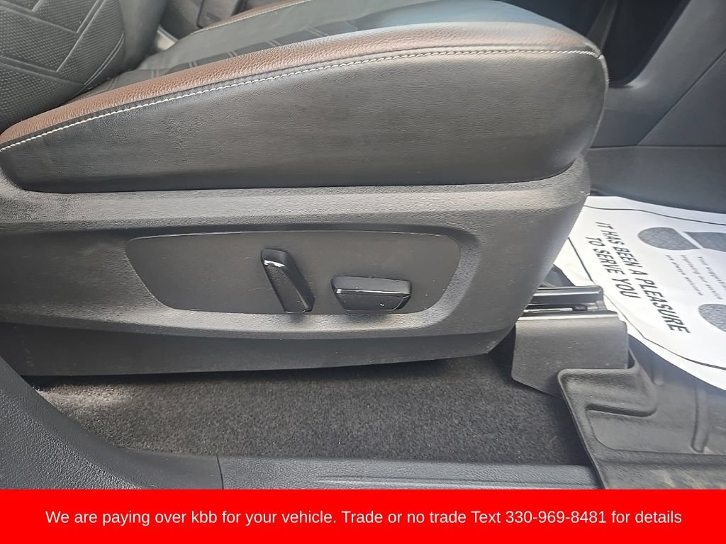 Used 2022 Nissan Pathfinder Platinum AWD/4WD image 29