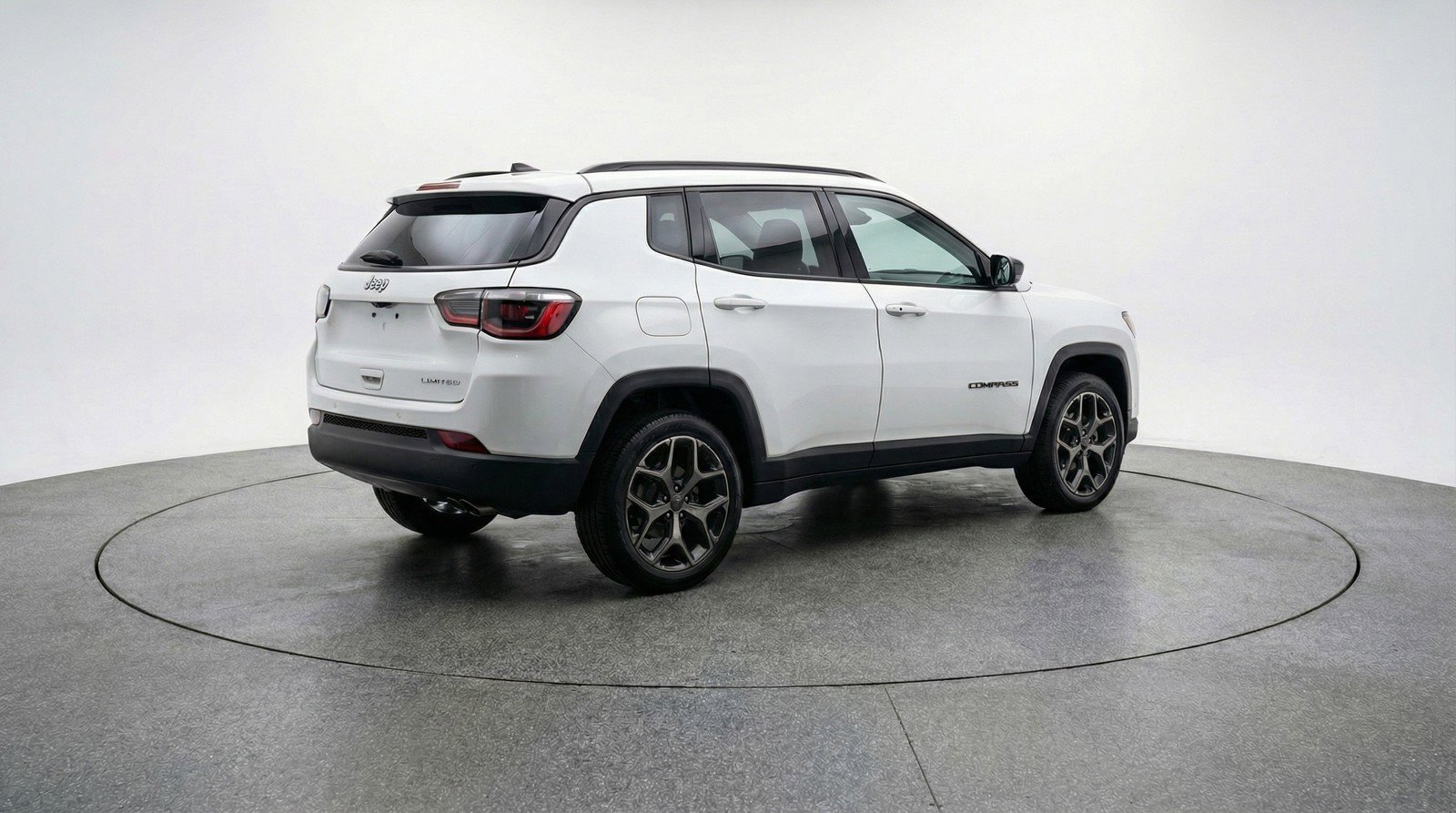 Used 2025 Jeep Compass Limited AWD/4WD image 9