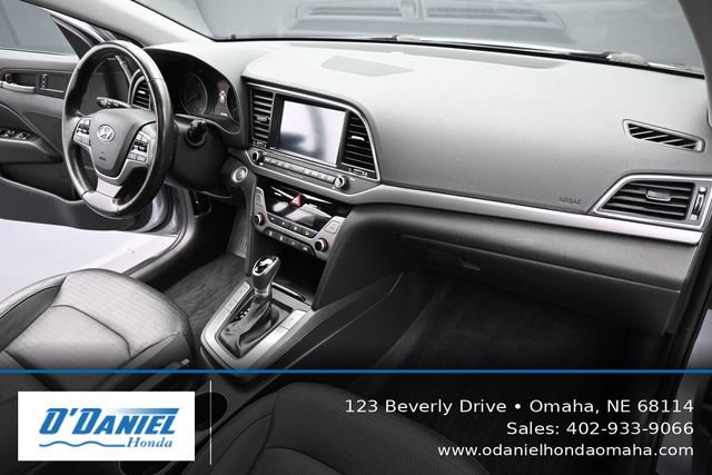 Used 2017 Hyundai Elantra Limited w/ Limited Ultimate Package 09 FWD image 41