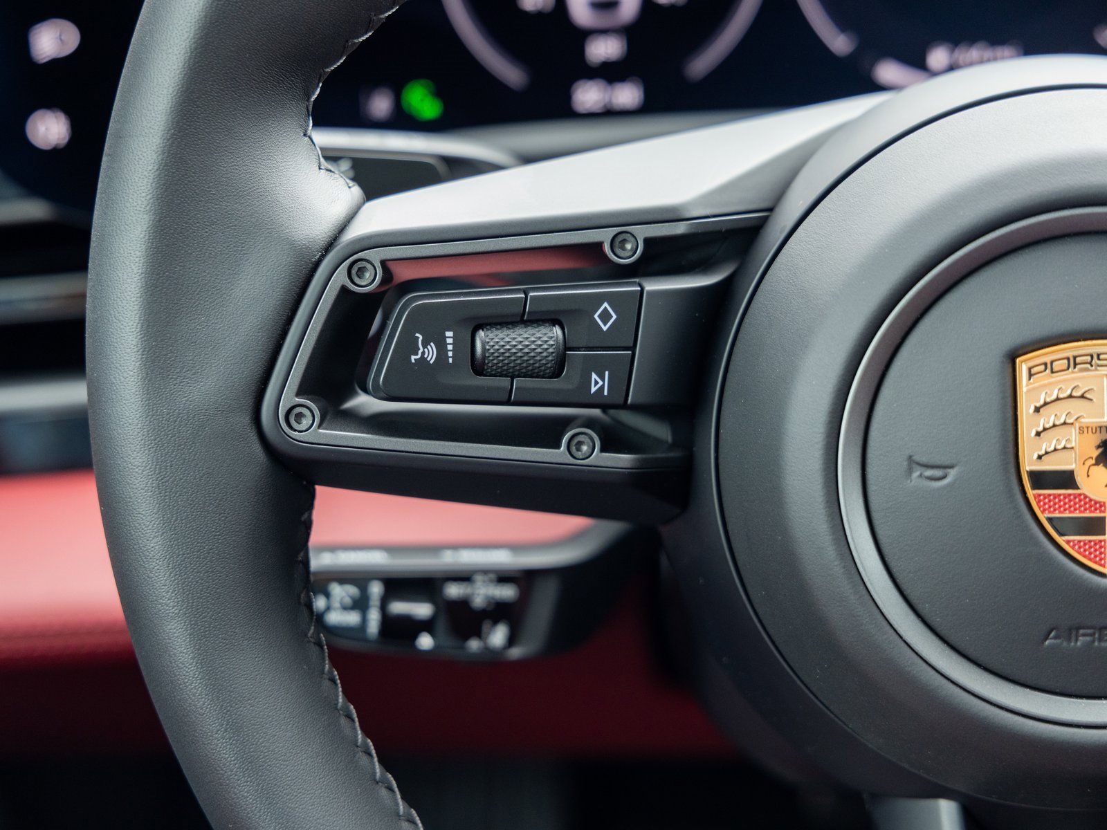 Certified 2025 Porsche Taycan 4 Cross Turismo image 14