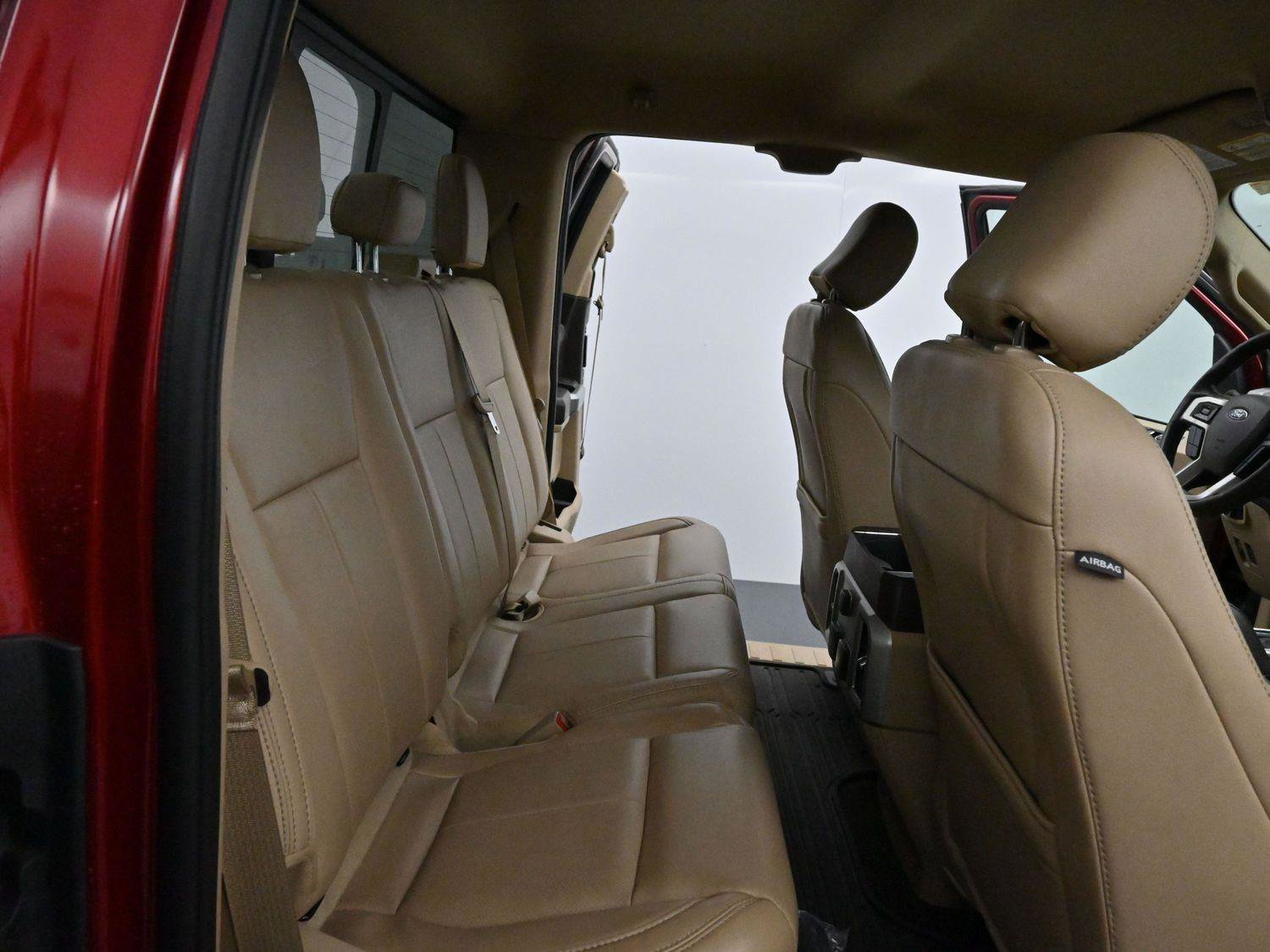 Used 2019 Ford F150 Lariat w/ Equipment Group 502A Luxury image 33