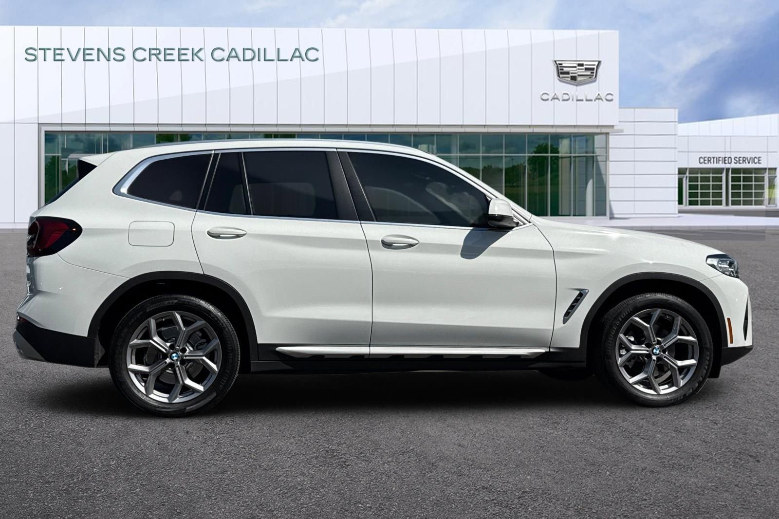Used 2023 BMW X3 sDrive30i w/ Convenience Package RWD image 2