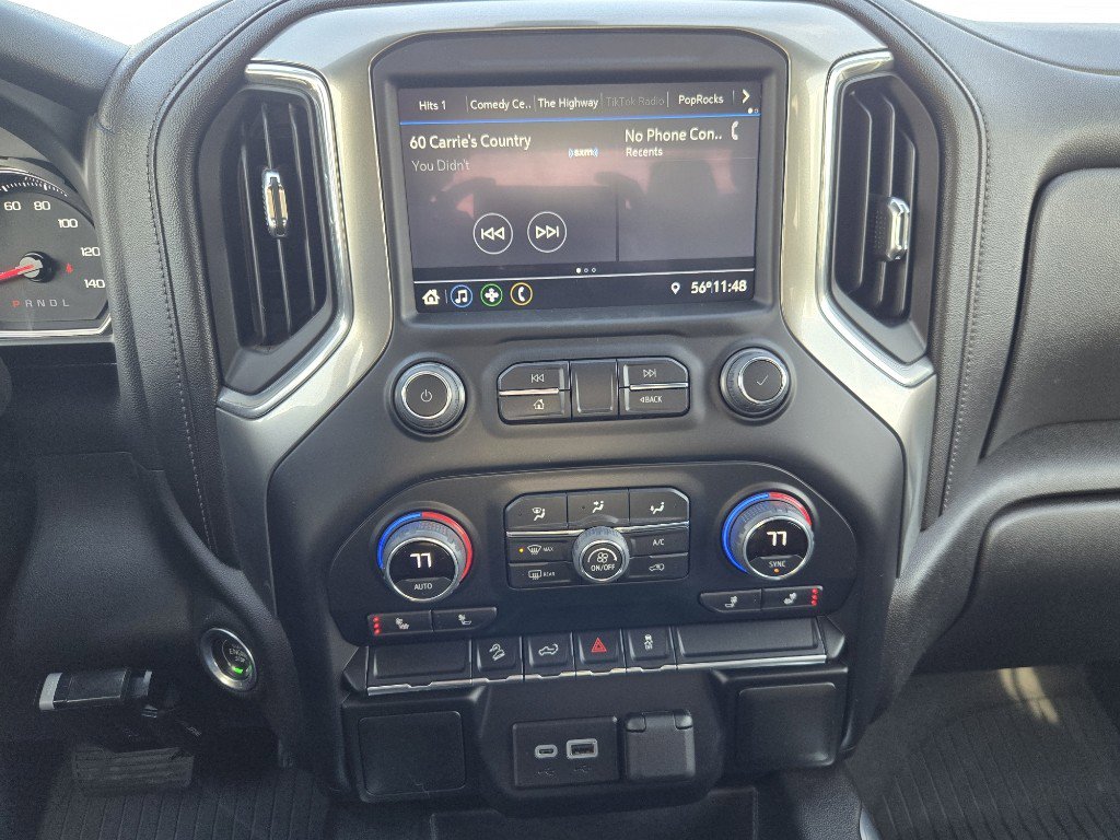 Used 2022 Chevrolet Silverado 1500 LT Trail Boss w/ LPO, Dark Essentials Package image 17