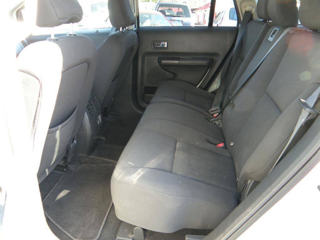 Used 2009 Ford Edge SEL image 9