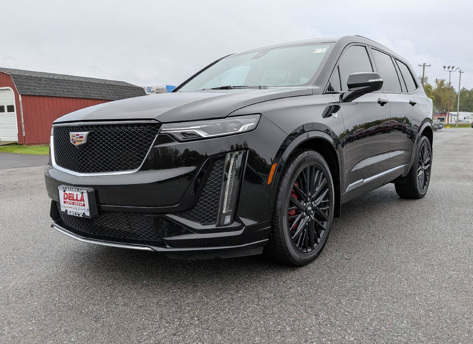 Used 2024 Cadillac XT6 Sport w/ Technology Package AWD/4WD image 4