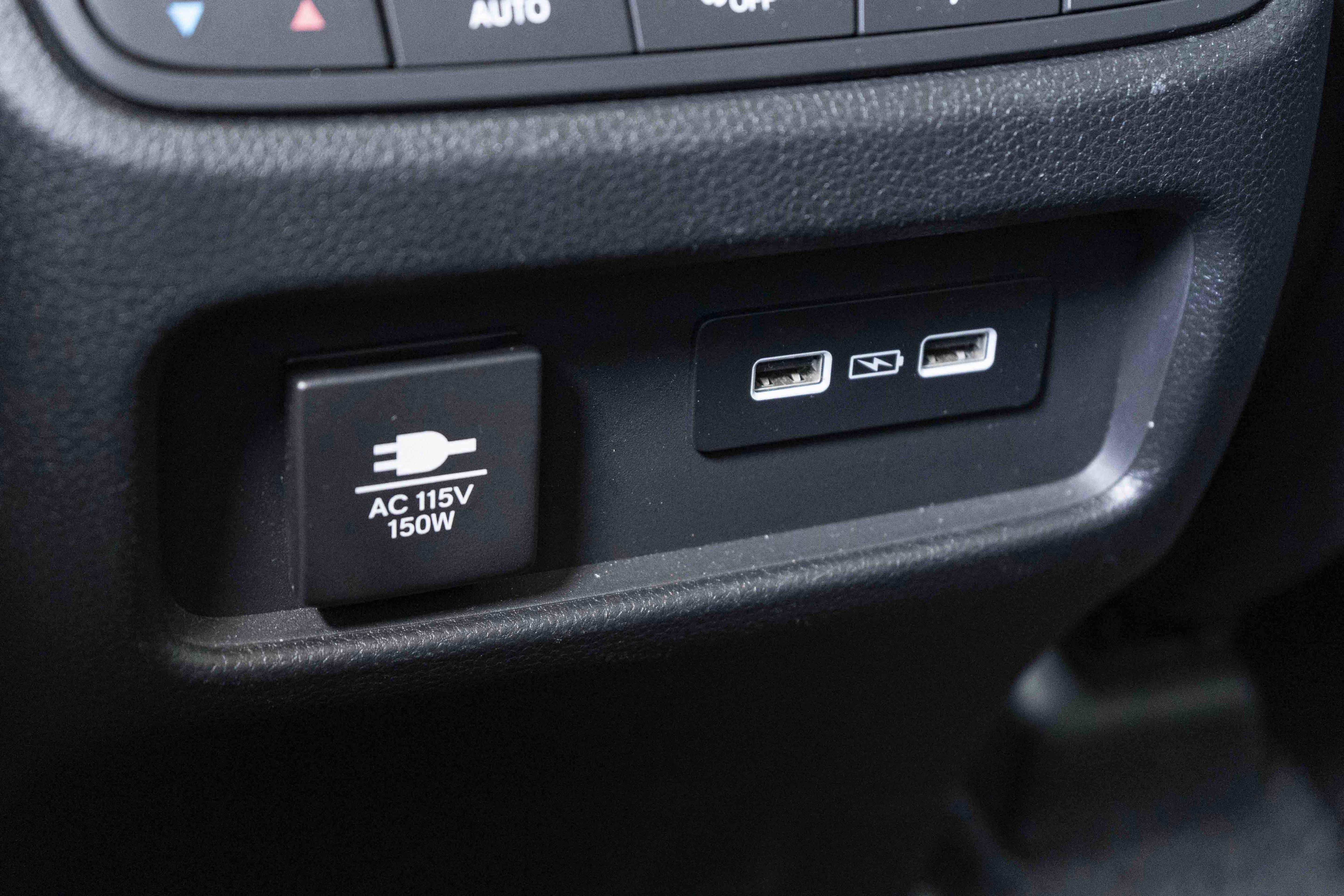 Used 2023 Honda Pilot Elite image 44