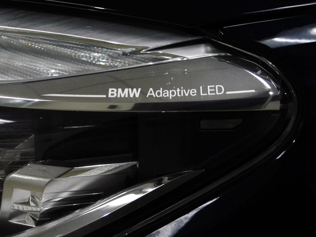 Used 2019 BMW 750i xDrive AWD/4WD image 15