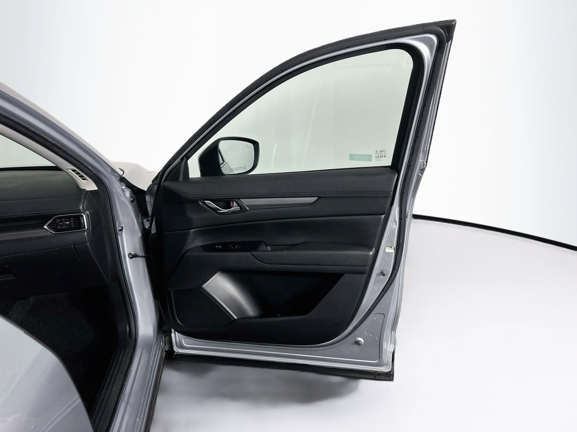 Used 2021 MAZDA CX-5 Touring FWD image 29