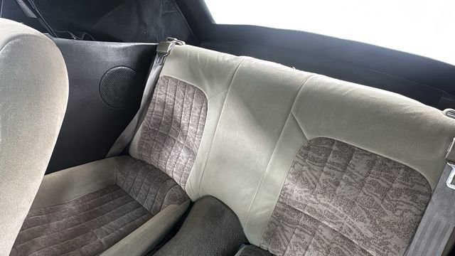 Used 2002 Chevrolet Camaro Base image 13