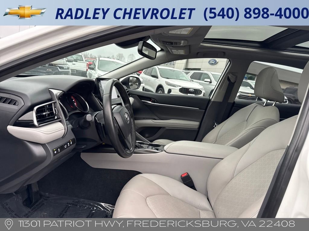 Used 2023 Toyota Camry XSE image 10