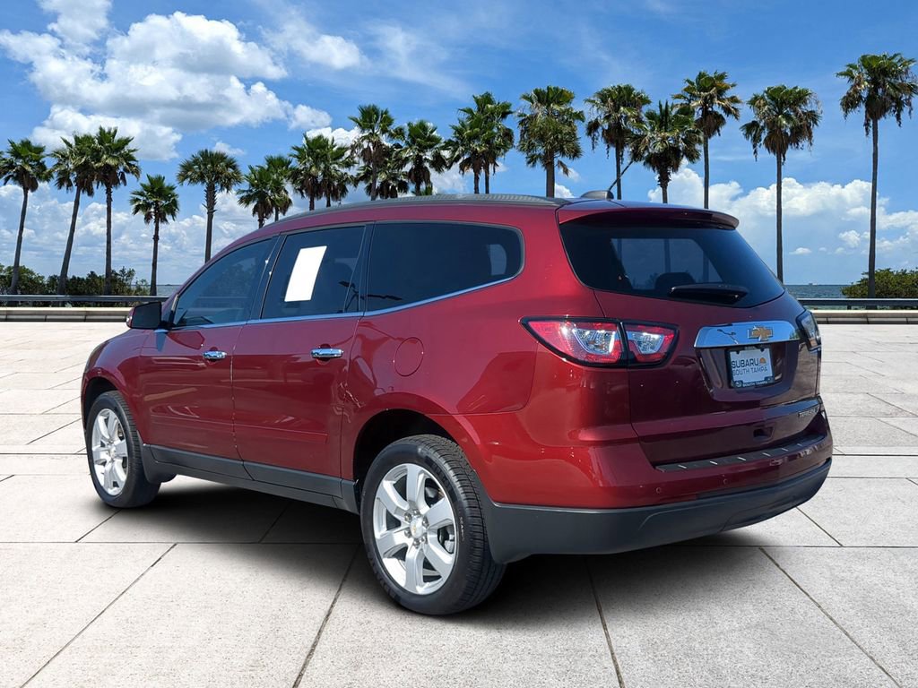 Used 2016 Chevrolet Traverse LT w/ Style and Technology Package FWD image 5