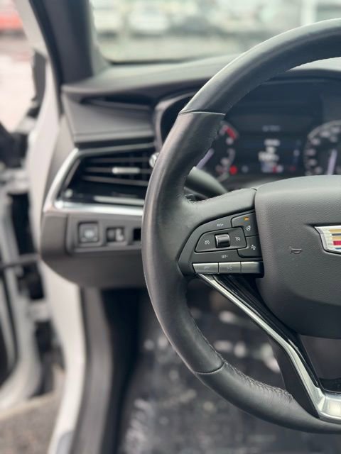 Used 2022 Cadillac XT6 Premium Luxury image 13