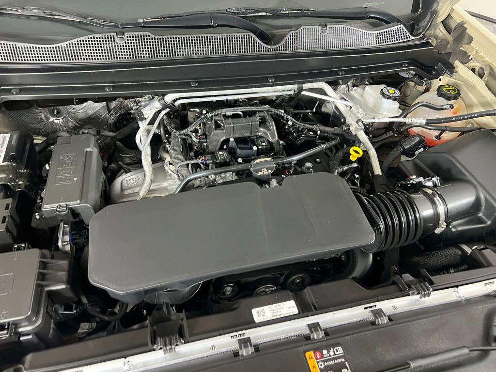 Used 2024 Chevrolet Colorado W/T image 34