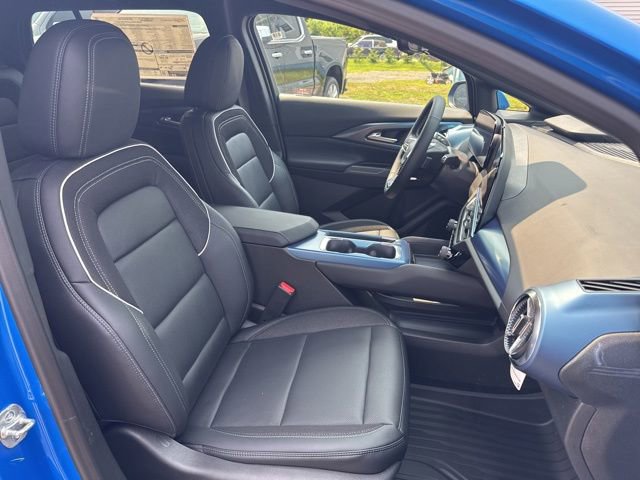 New 2025 Chevrolet Equinox EV LT w/ Convenience Package II AWD/4WD image 15