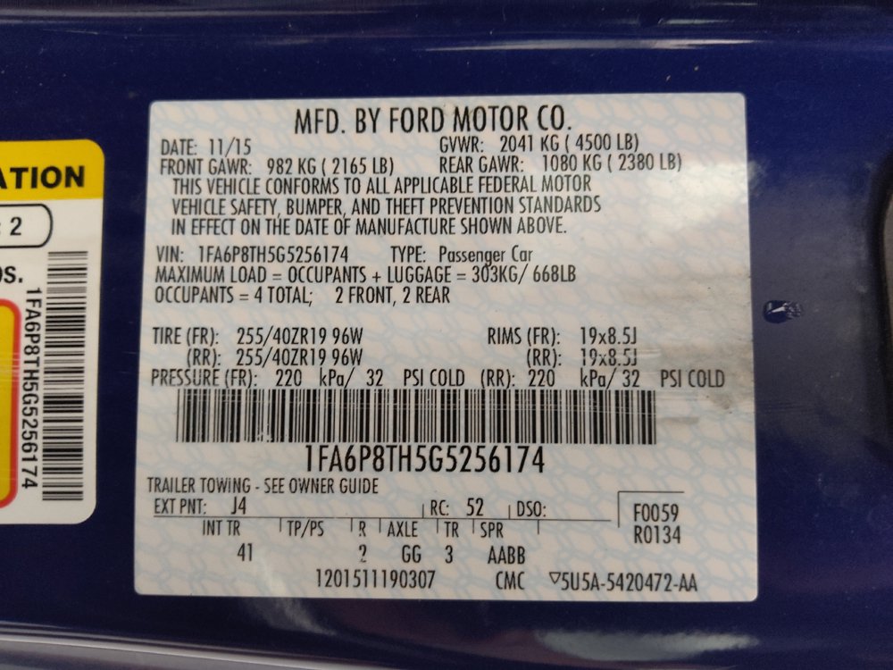 Used 2016 Ford Mustang Premium w/ Pony Package RWD image 33