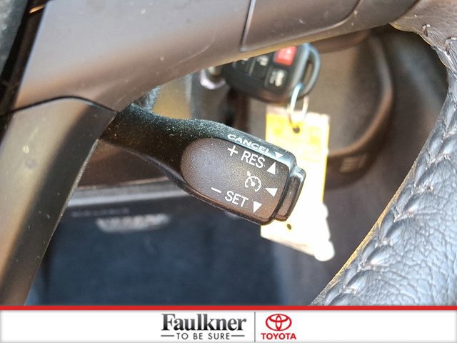 Certified 2017 Toyota Camry SE image 24